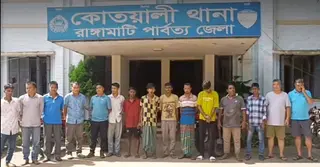 রাঙামাটিতে মাদকসেবীসহ গ্রেপ্তার ২১